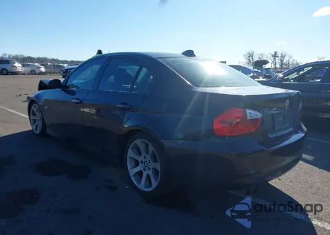 2006 BMW 330I z USA, uszkodzony, nr VIN WBAVB335X6KS33533